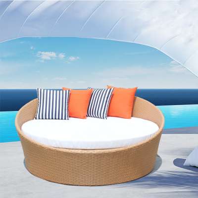 Outdoor furniture beach rattan round daybed